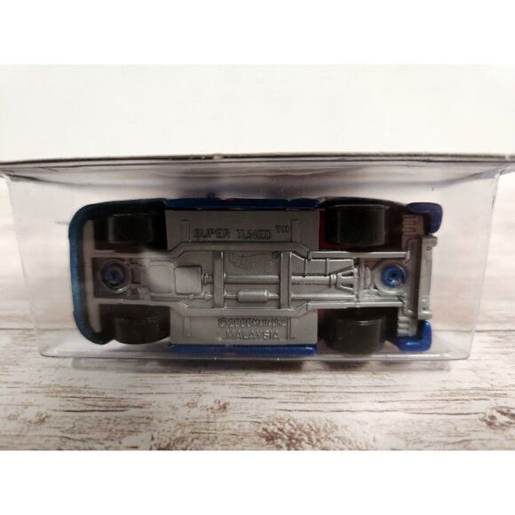 Hot Wheels 2001 First Editions Super Tuned No. 5/36 Collector No. 017 Die-Cast - Picture 4 of 12